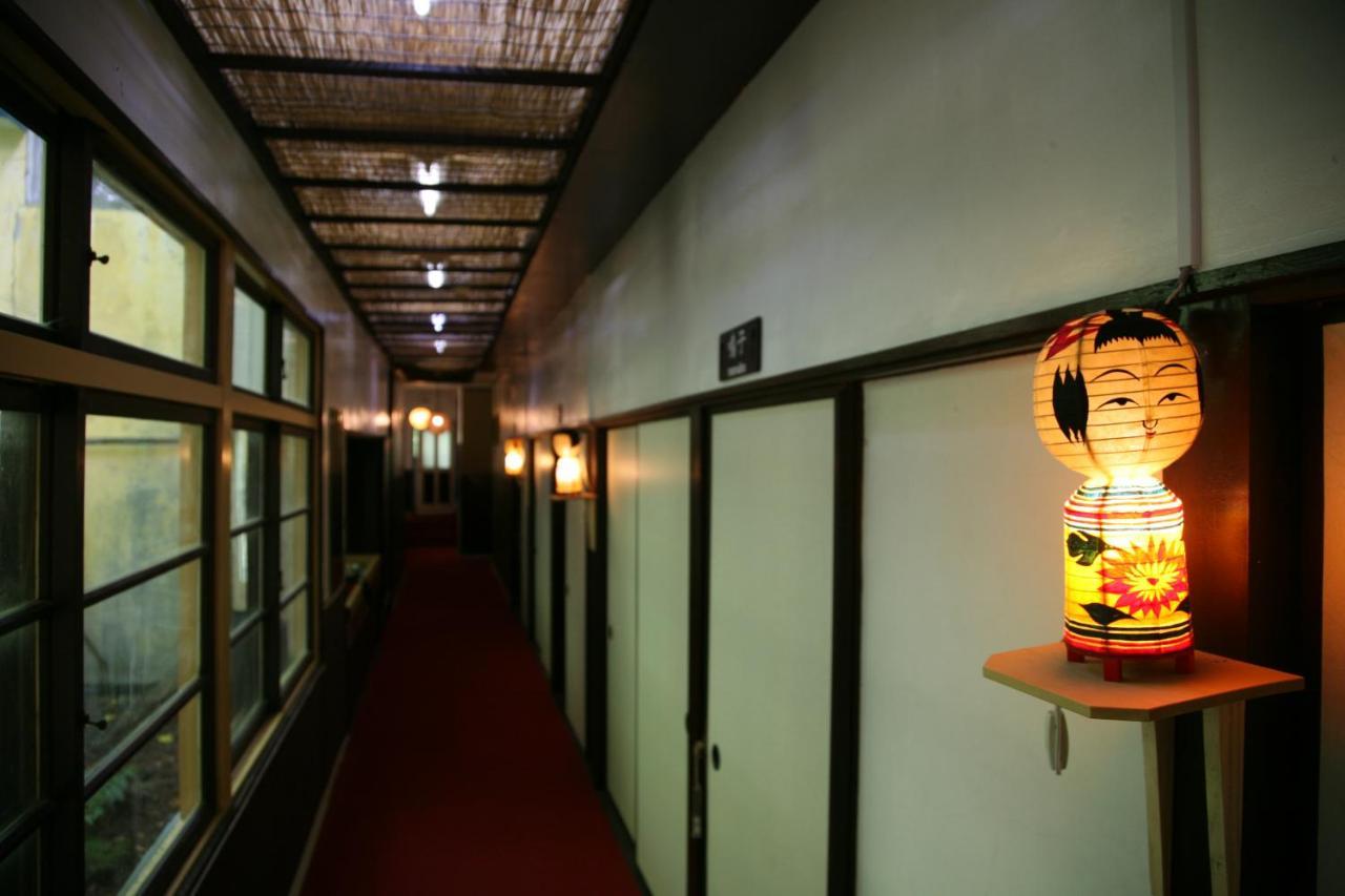 Готель Nurukawa Onsen Hirakawa Екстер'єр фото